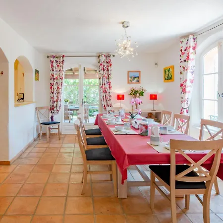 La Bastide Rose By Interhome Сент-Максим